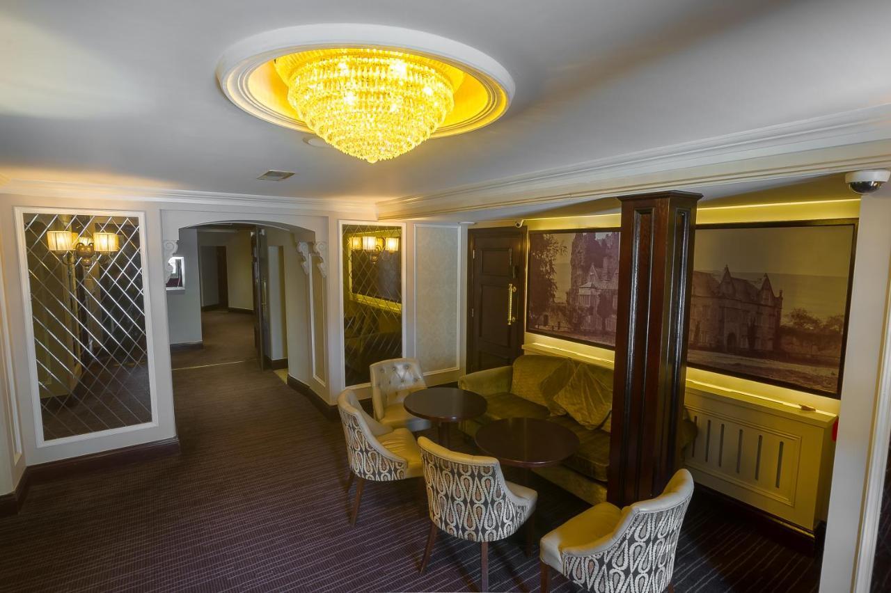 The Carraig Hotel Carrick-on-Suir Exterior photo