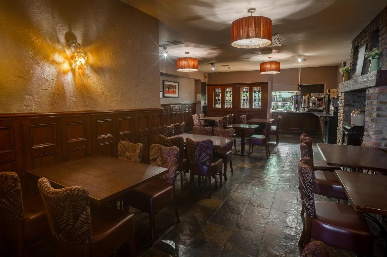 The Carraig Hotel Carrick-on-Suir Exterior photo